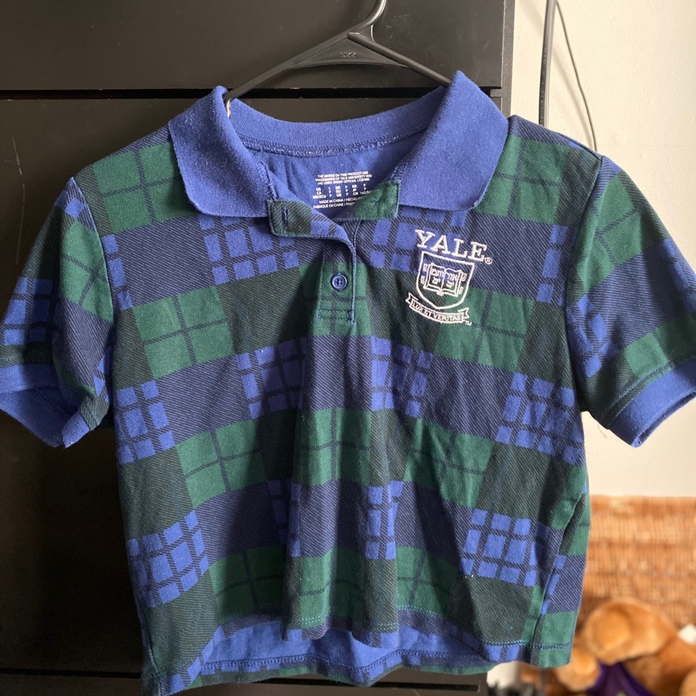 “Yale” crop tops